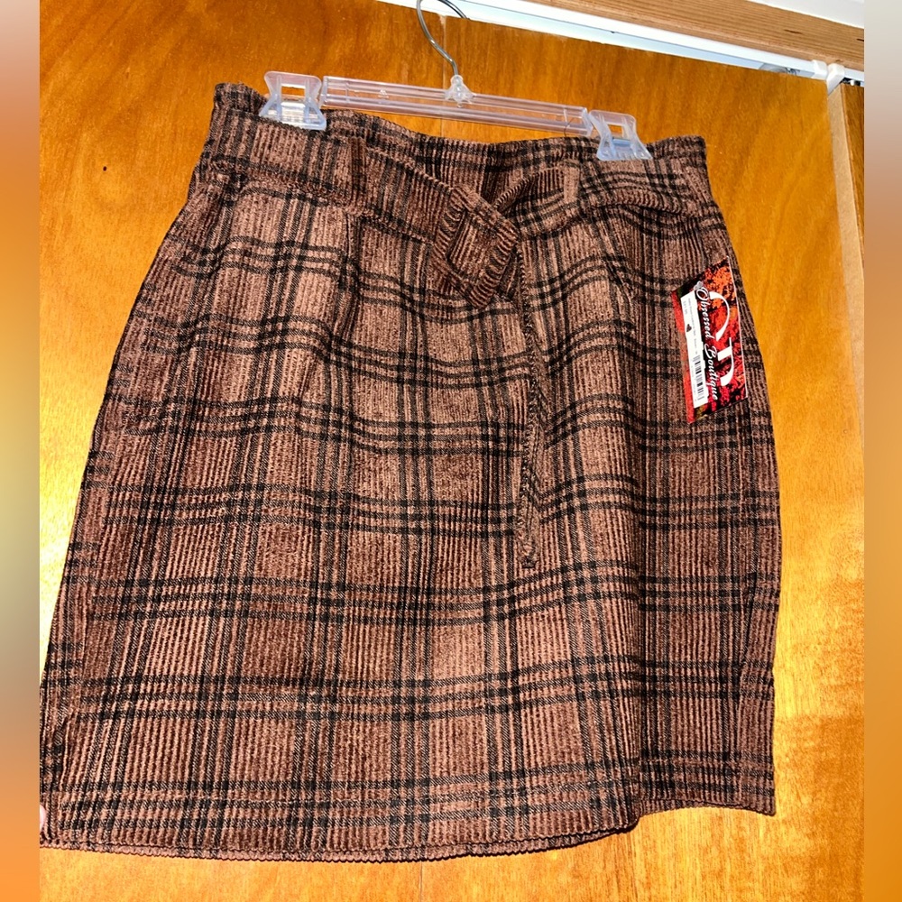 Cute plaid mini skirt size M